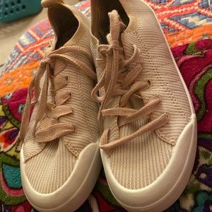 Roxy shoes womens size 7